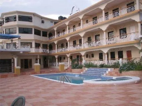 Grandiosa Hotel Montego Bay 2*,