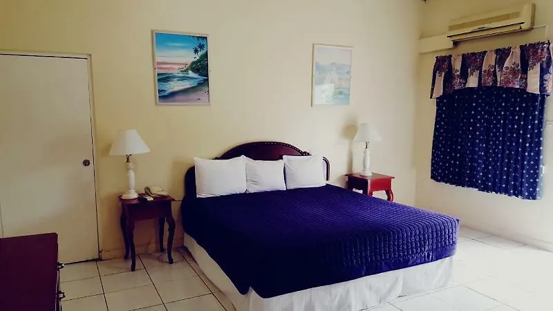 Grandiosa Hotel Montego Bay 2*,  Jamaica